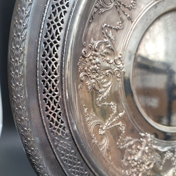 Silver Platter Round Tray International Silver Company Floral Perforated RCR4 - Picture 4 of 6